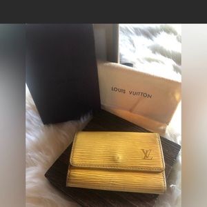 Louis Vuitton 1998 Epi Key Holder -Yellow. Made in Spain with COA,Box & Dustbag